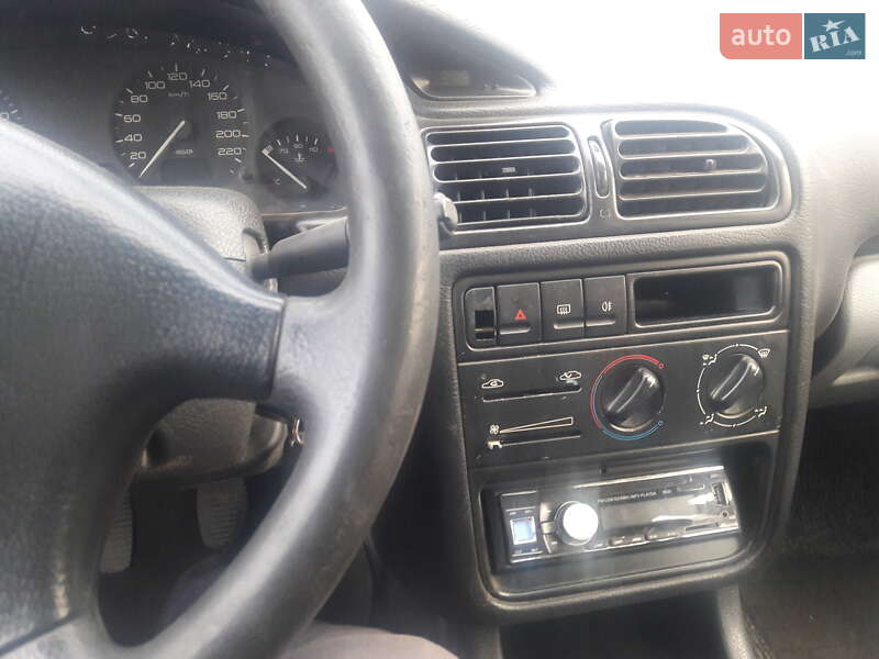 Седан Peugeot 406 1996 в Полтаве