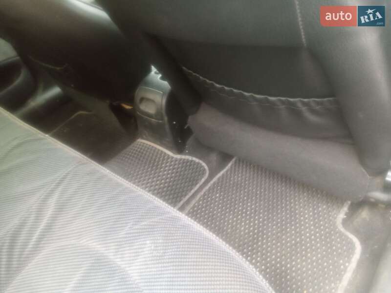 Седан Peugeot 406 1998 в Львові