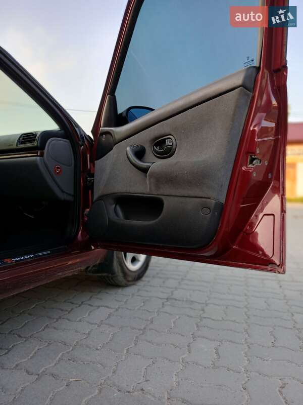 Універсал Peugeot 406 1999 в Золочеві