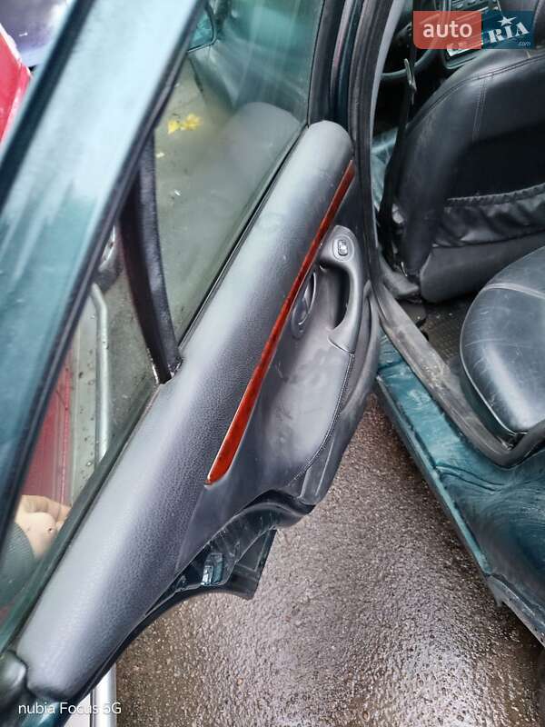 Седан Peugeot 406 1996 в Києві