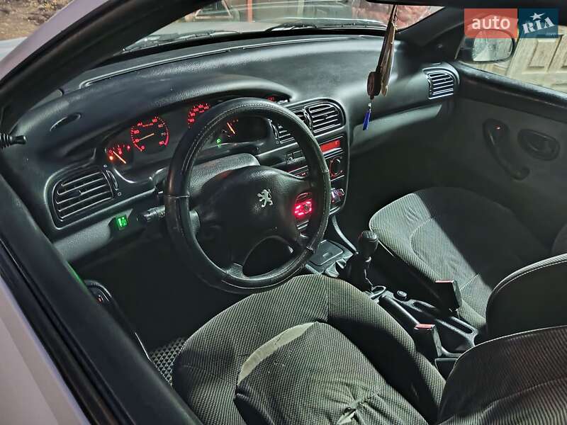 Седан Peugeot 406 1998 в Борщеве