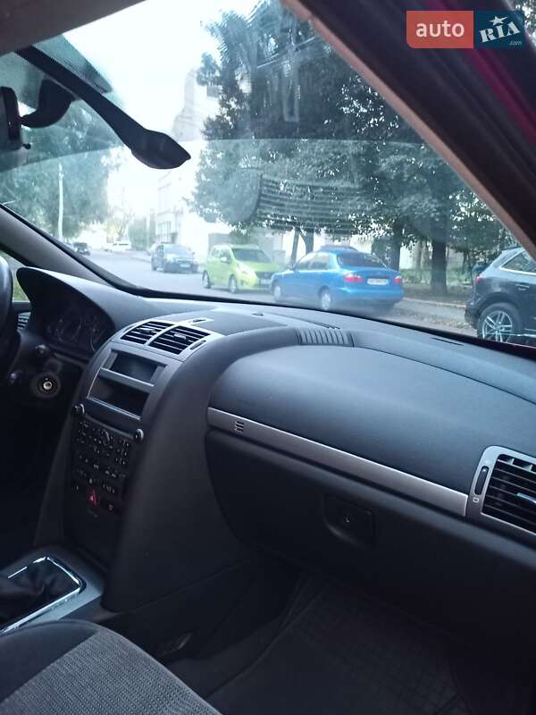 Седан Peugeot 407 2004 в Харькове