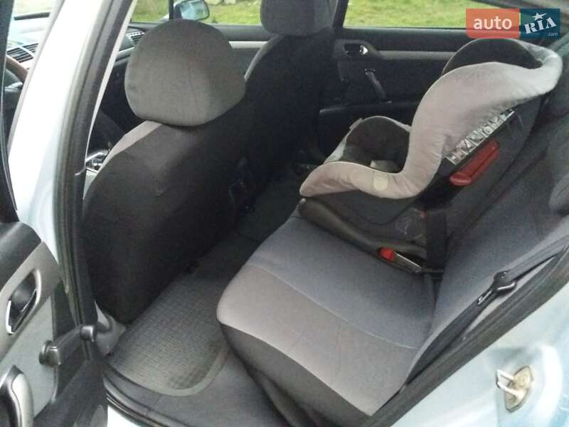 Седан Peugeot 407 2005 в Івано-Франківську