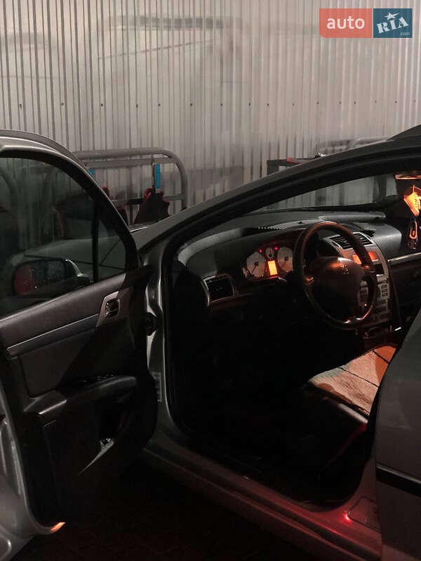 Универсал Peugeot 407 2007 в Виноградове фото 9 Универсал Peugeot 407 2007 в Виноградове