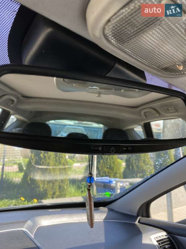 Универсал Peugeot 407 2004 в Вараше