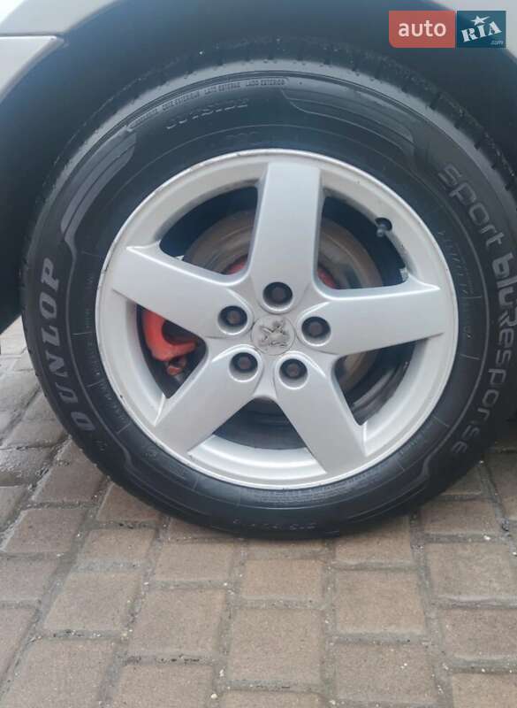 Седан Peugeot 407 2004 в Івано-Франківську