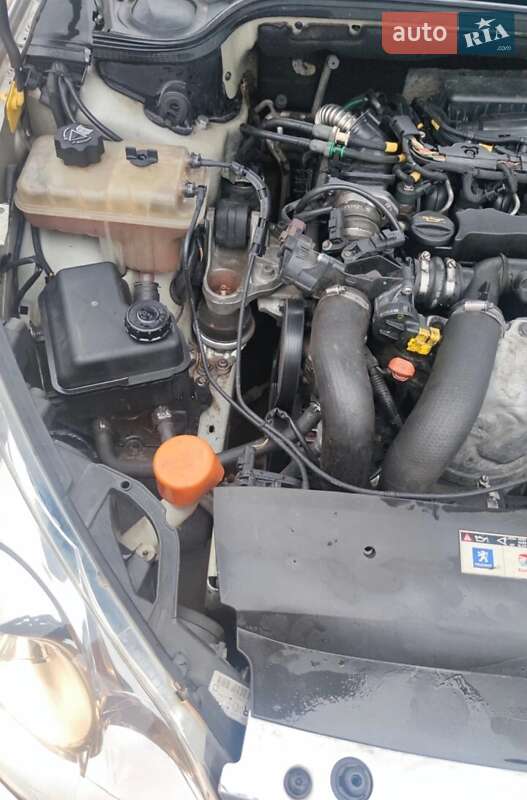 Седан Peugeot 407 2004 в Івано-Франківську