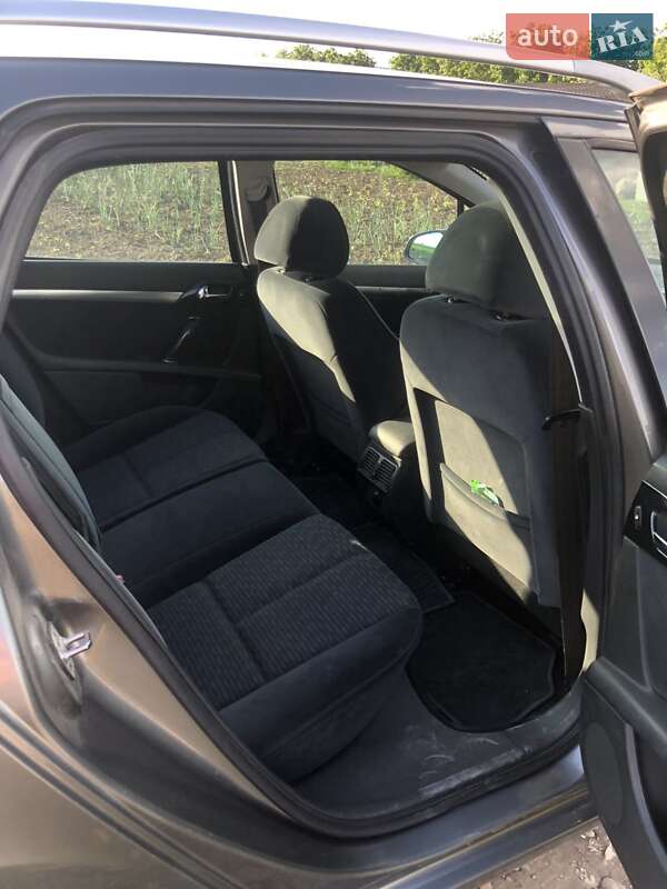 Універсал Peugeot 407 2009 в Кельменцях