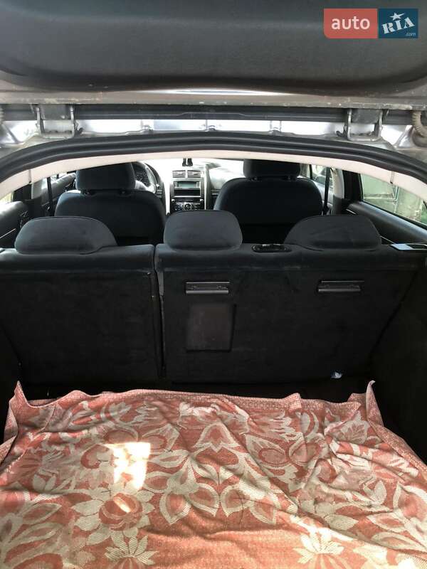 Універсал Peugeot 407 2009 в Кельменцях