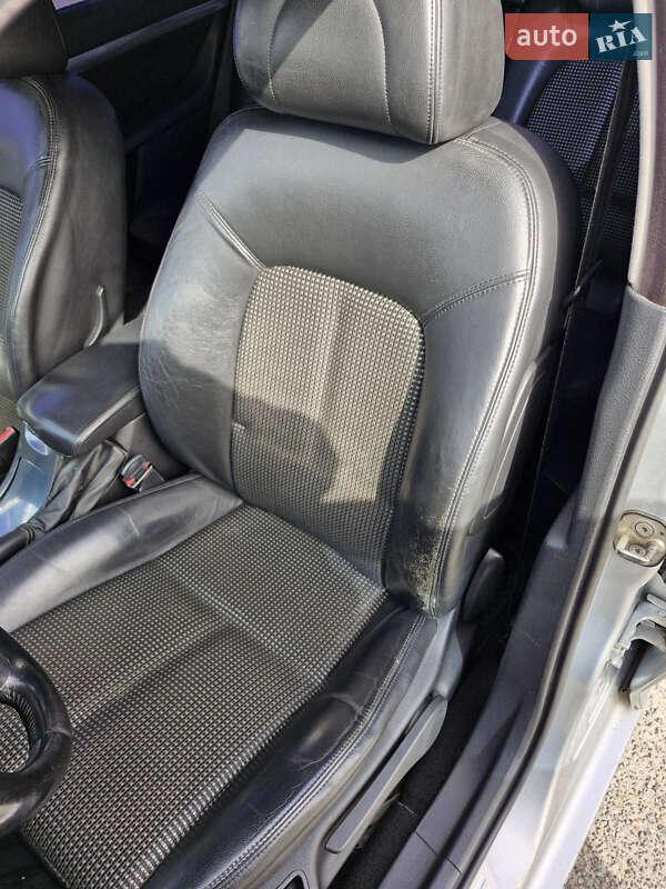 Седан Peugeot 407 2004 в Борисполе