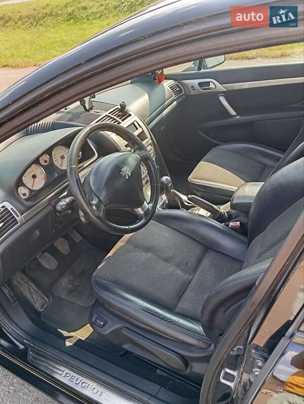 Седан Peugeot 407 2008 в Клевани