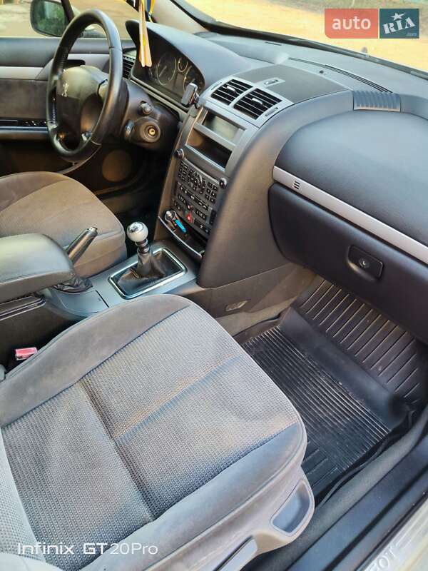 Универсал Peugeot 407 2005 в Коростене