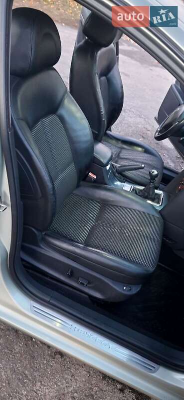 Седан Peugeot 407 2005 в Киеве