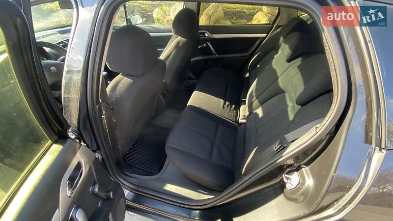 Универсал Peugeot 407 2006 в Толстом