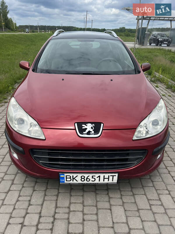Универсал Peugeot 407 2004 в Костополе