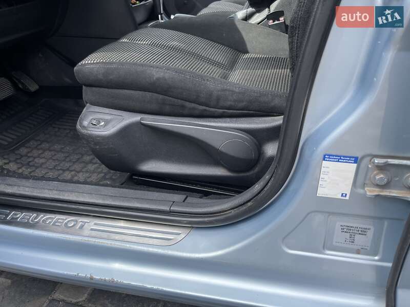 Універсал Peugeot 407 2004 в Полтаві