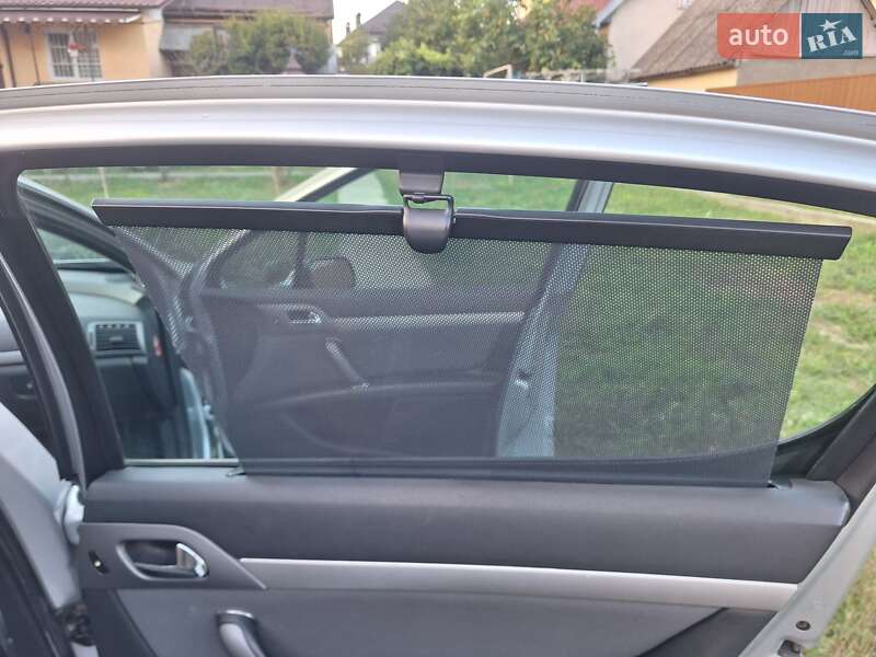 Седан Peugeot 407 2004 в Чернівцях