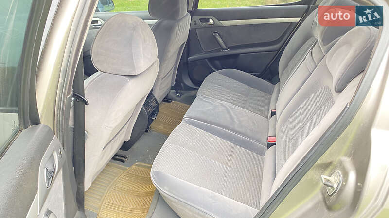 Седан Peugeot 407 2004 в Красилові