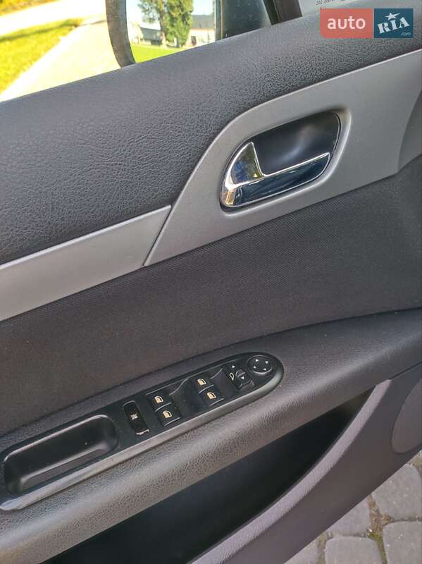 Седан Peugeot 407 2006 в Кам'янець-Подільському фото 17 Седан Peugeot 407 2006 в Кам'янець-Подільському