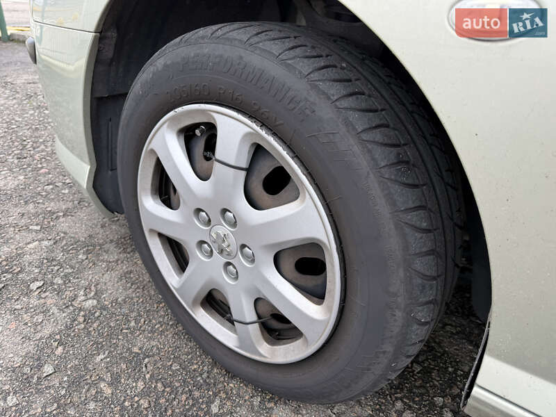 Седан Peugeot 407 2004 в Киеве фото 9 Седан Peugeot 407 2004 в Киеве