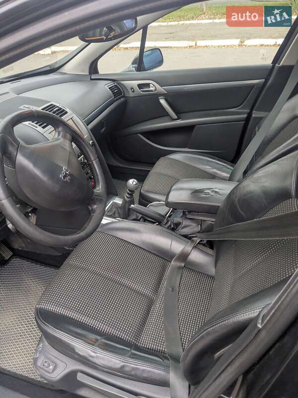Універсал Peugeot 407 2006 в Долині