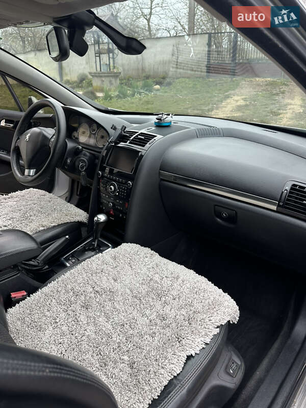 Универсал Peugeot 407 2010 в Хотине