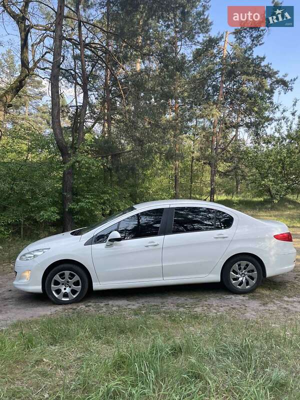 Седан Peugeot 408 2013 в Києві