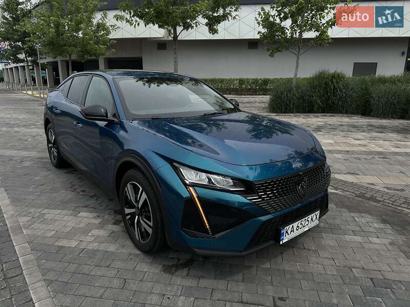 Peugeot 408 2023