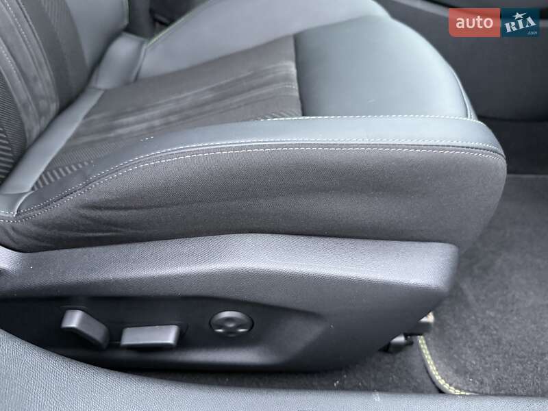 Лифтбек Peugeot 408 2023 в Одессе фото 34 Лифтбек Peugeot 408 2023 в Одессе