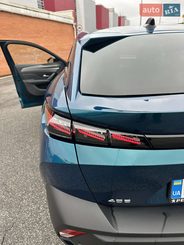 Лифтбек Peugeot 408 2023 в Киеве