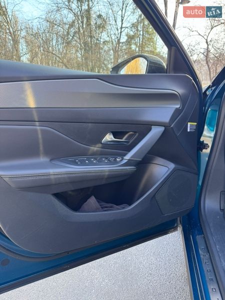 Лифтбек Peugeot 408 2023 в Киеве