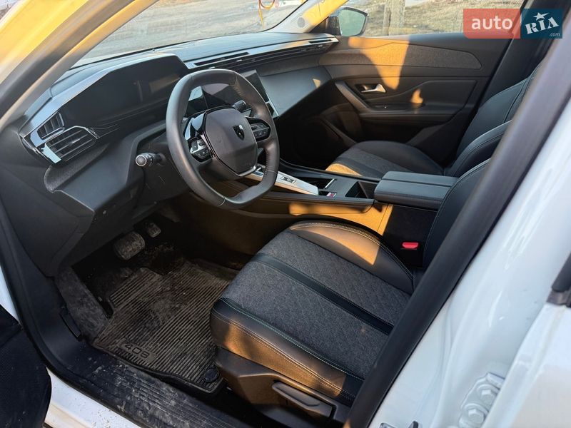 Лифтбек Peugeot 408 2023 в Киеве