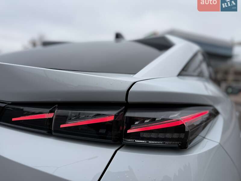 Лифтбек Peugeot 408 2023 в Киеве