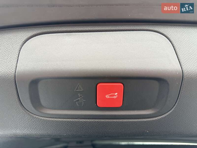 Лифтбек Peugeot 408 2023 в Киеве