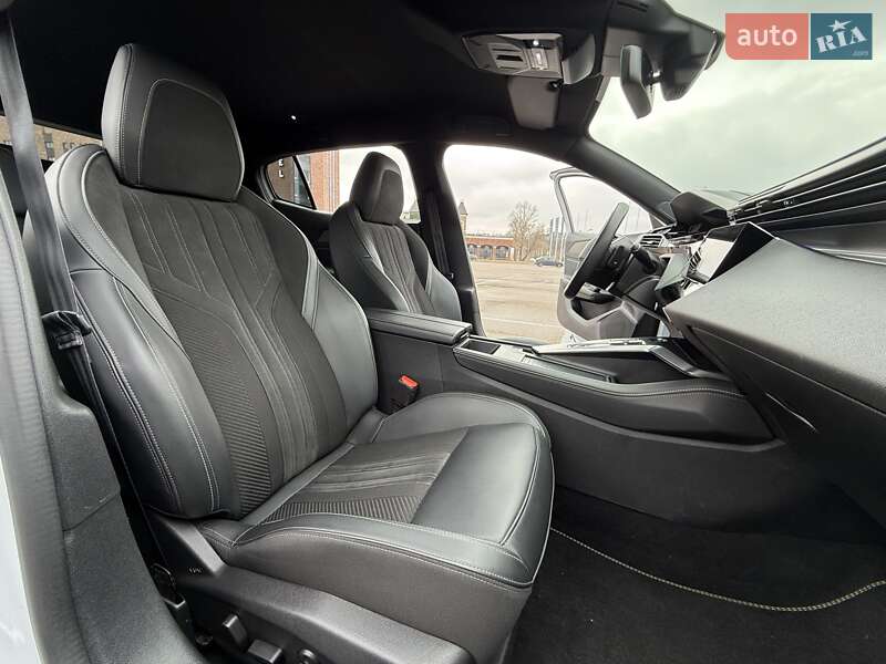 Лифтбек Peugeot 408 2023 в Киеве