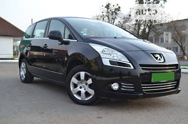 Универсал Peugeot 5008 2010 в Луцке