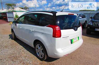 Минивэн Peugeot 5008 2011 в Кропивницком