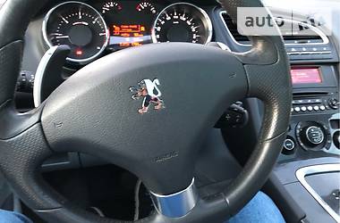 Универсал Peugeot 5008 2012 в Днепре