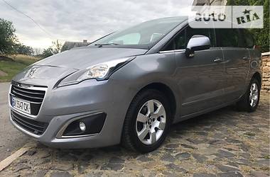 Универсал Peugeot 5008 2015 в Ровно