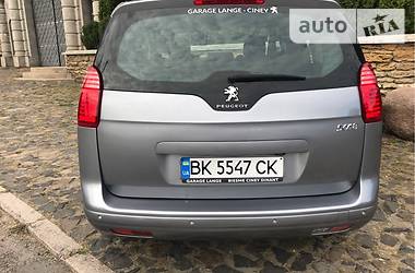 Универсал Peugeot 5008 2015 в Ровно