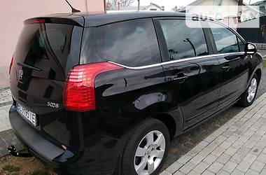 Универсал Peugeot 5008 2010 в Стрые