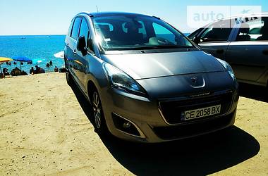 Универсал Peugeot 5008 2014 в Черновцах