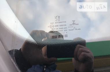 Мінівен Peugeot 5008 2014 в 