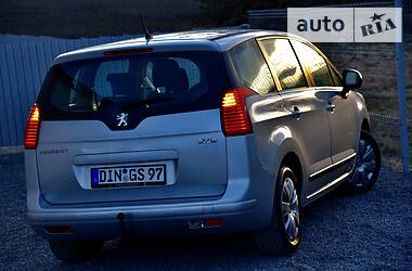 Мінівен Peugeot 5008 2011 в Дрогобичі