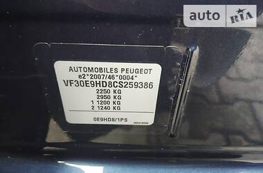 Мінівен Peugeot 5008 2013 в 