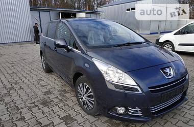 Мінівен Peugeot 5008 2013 в 
