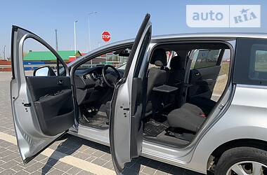 Мінівен Peugeot 5008 2011 в 