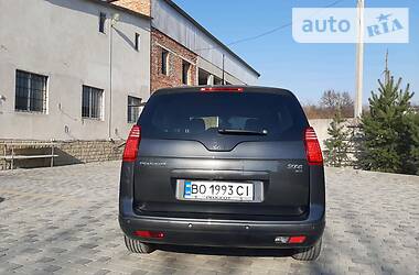 Универсал Peugeot 5008 2013 в Тернополе