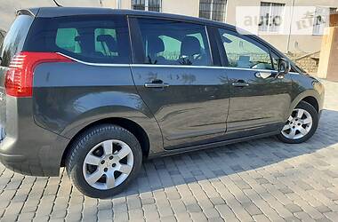 Универсал Peugeot 5008 2013 в Тернополе