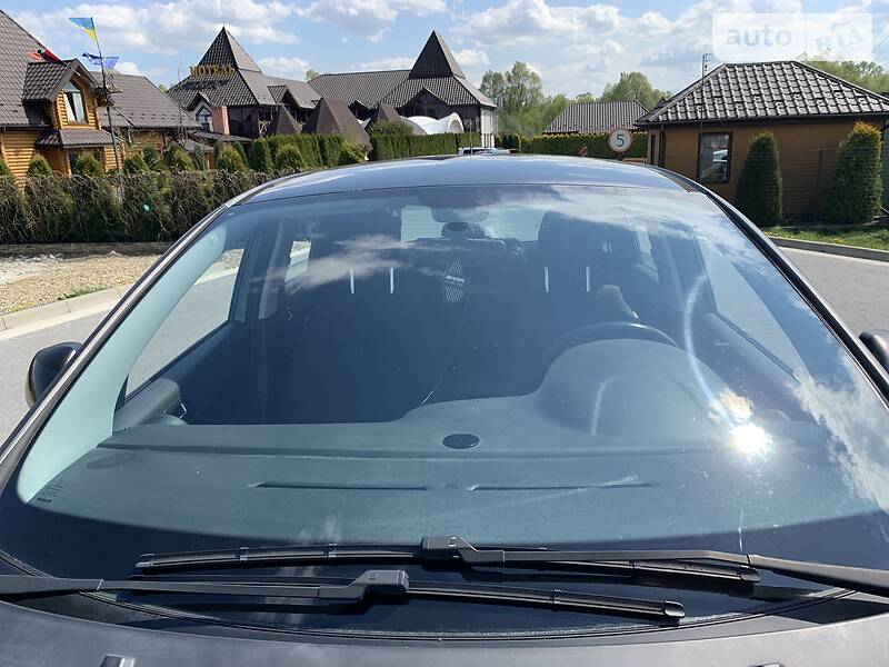 Мінівен Peugeot 5008 2010 в Стрию